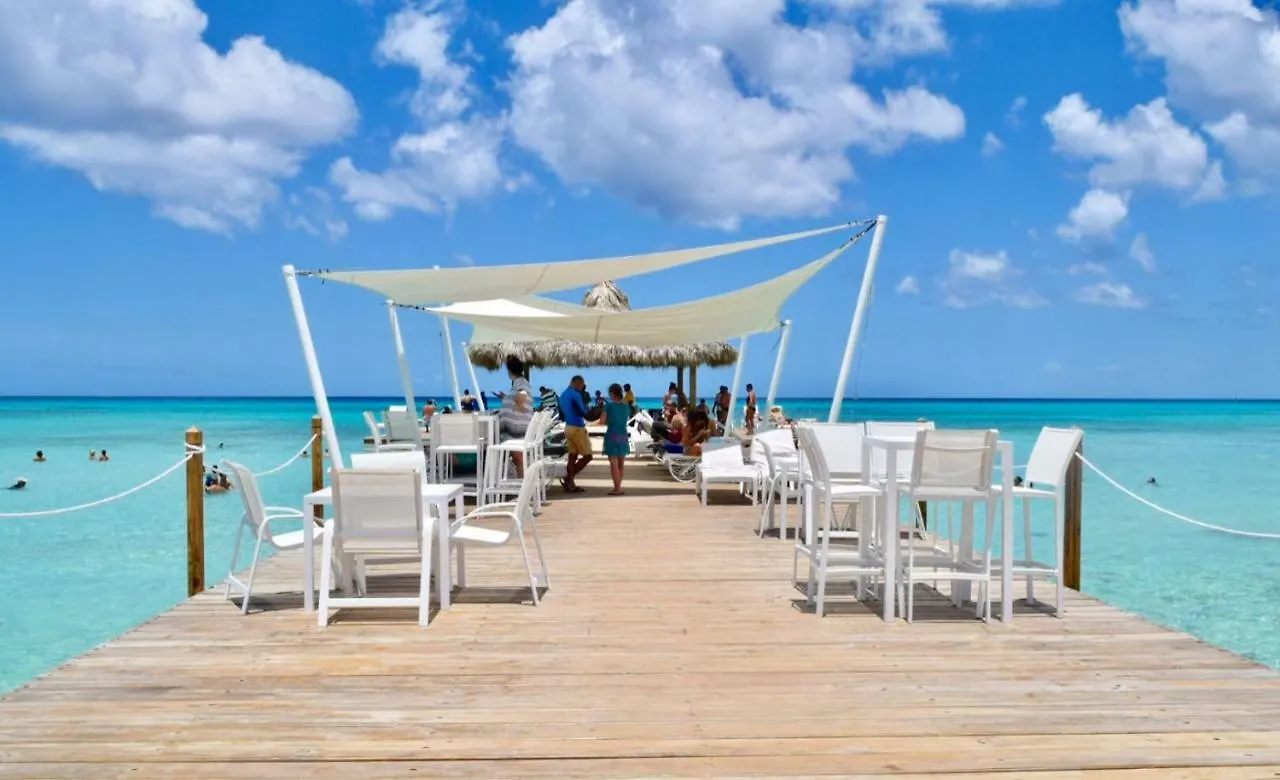 3BR Ocean Front @CadaquesCaribe Bayahibe Apartamento