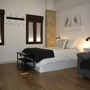 Barbacana, Dieciocho Apartamento Baeza